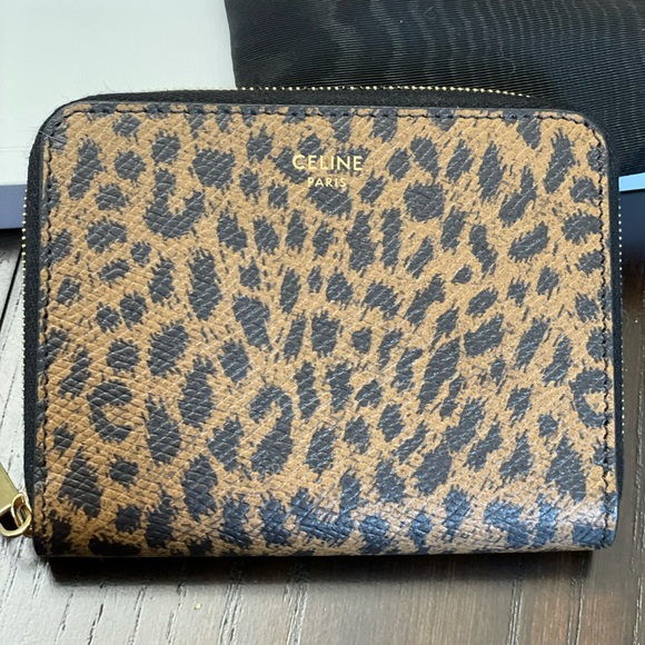 COMPACT WALLET IN GRAINED CALFSKIN LEOPARD PRINT - Picture 6 of 8